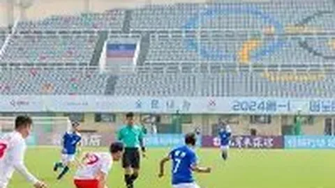 新加坡南洋杯决战首局：申真谞力克王星昊夺冠战初现锋芒